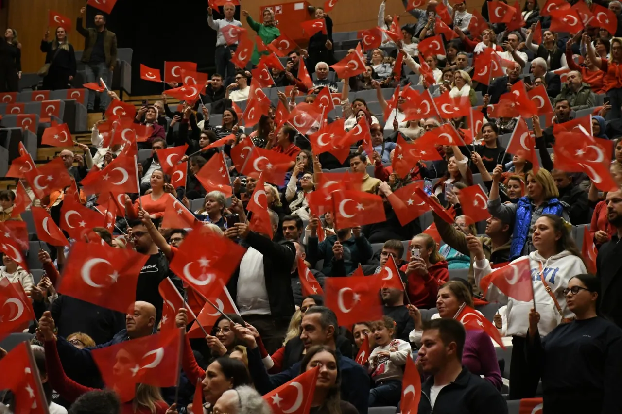 Lüleburgaz’da Cumhuriyet gecesi