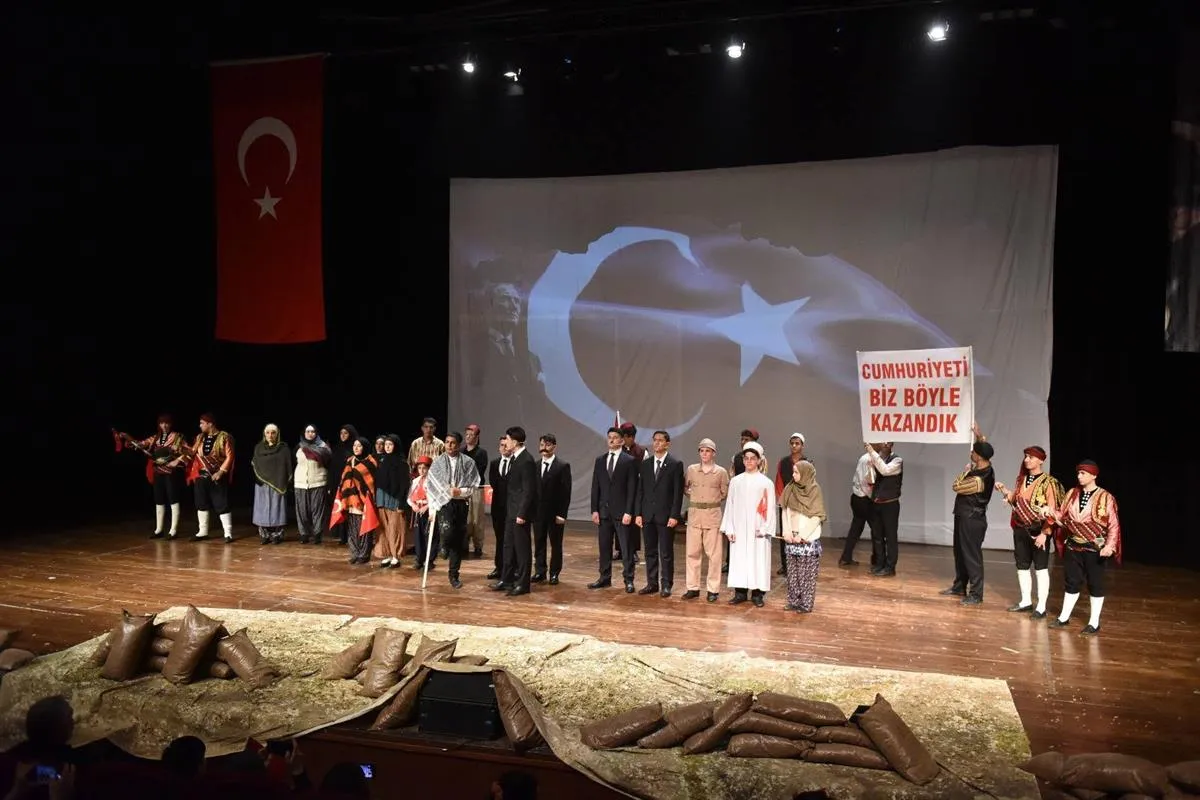 29 Ekim Cumhuriyet Bayramı ilçesinde coşkuyla kutlandı