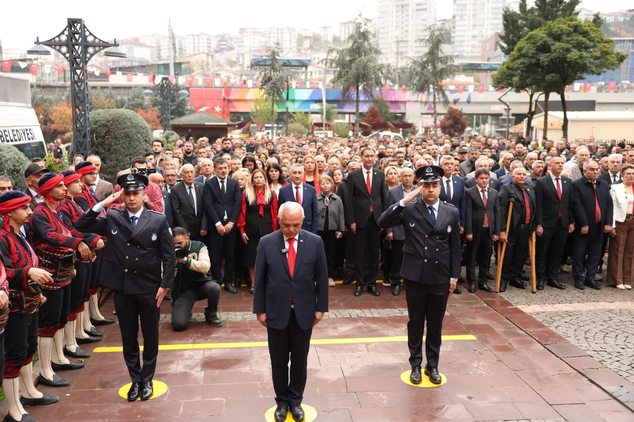 Mamak’ta Cumhuriyet Bayramı tören ve gösterilerle kutlandı