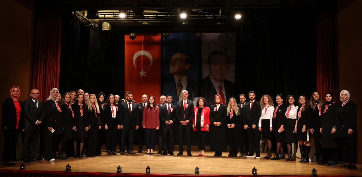 Öğrencilerden Cumhuriyet Bayramı’na gösteriler