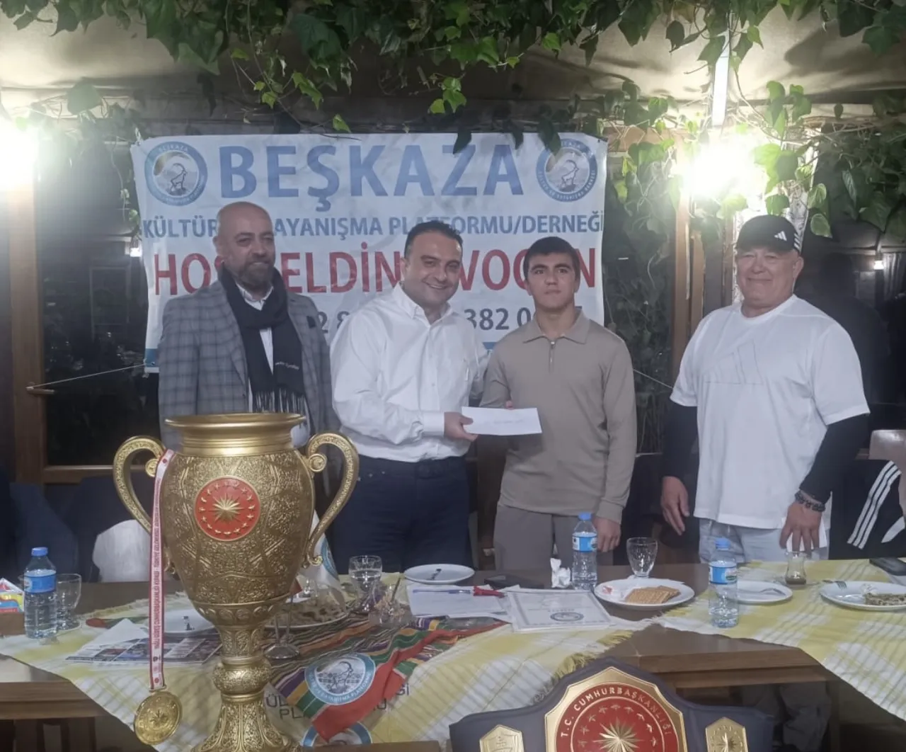 Muğla Vali Yardımcısı ve Menteşe Kaymakamı Budan, Beşkaza Kültür ve Dayanışma Platformu’nun Ekim ayı buluşmasına katıldı