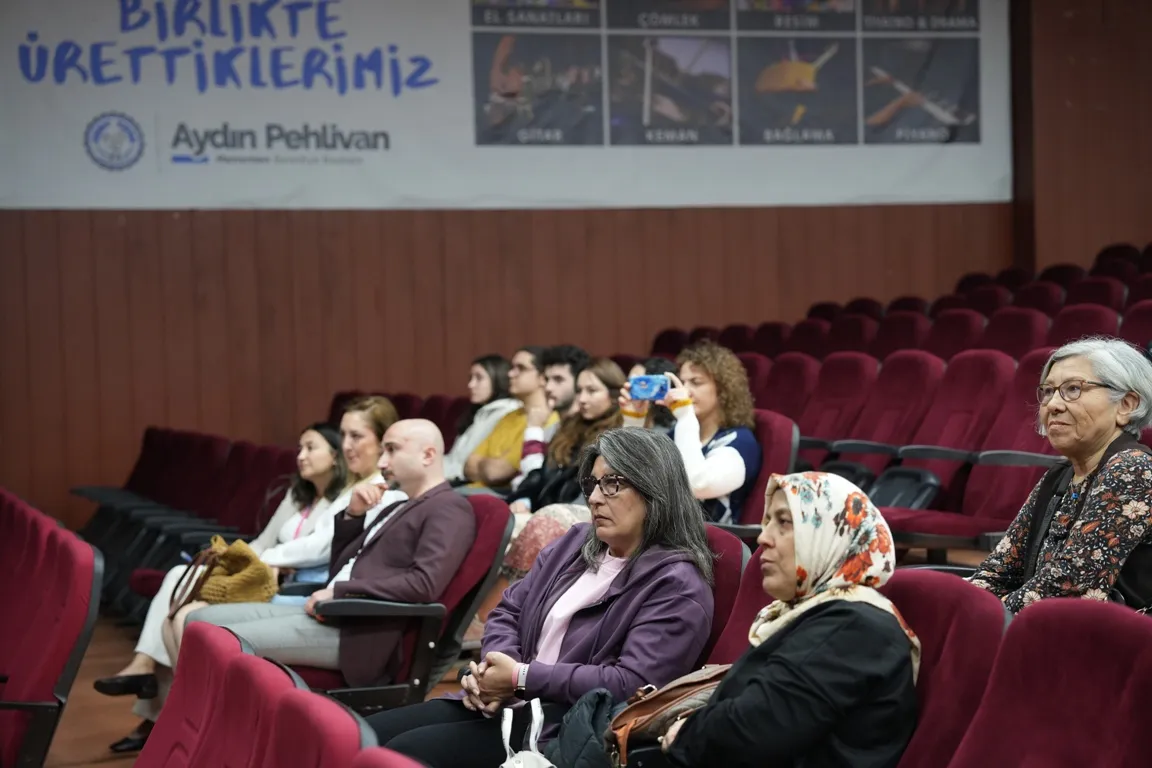 BUFRAM’dan toplumsal katkı: Menemen’de meme kanseri farkındalık etkinliği düzenlendi
