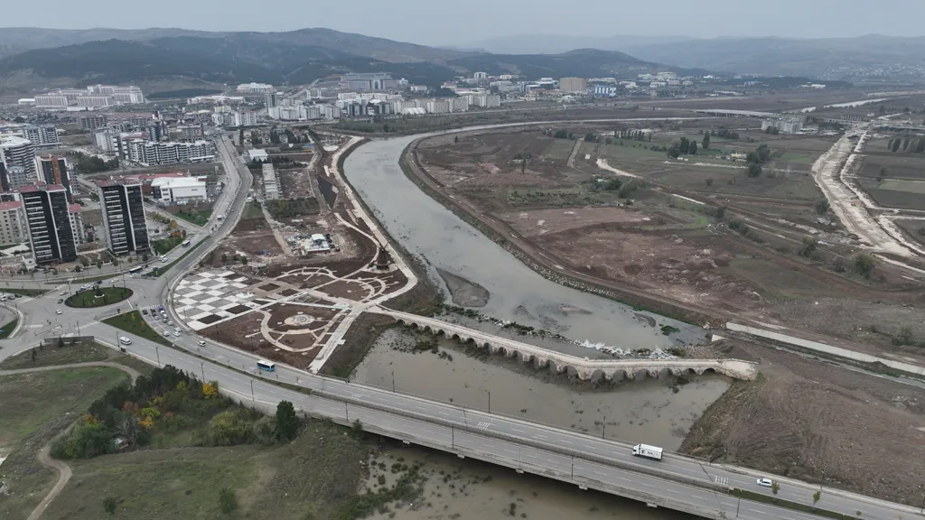 Sivas'ın geleceğine yön veren projeler hız kesmeden devam ediyor