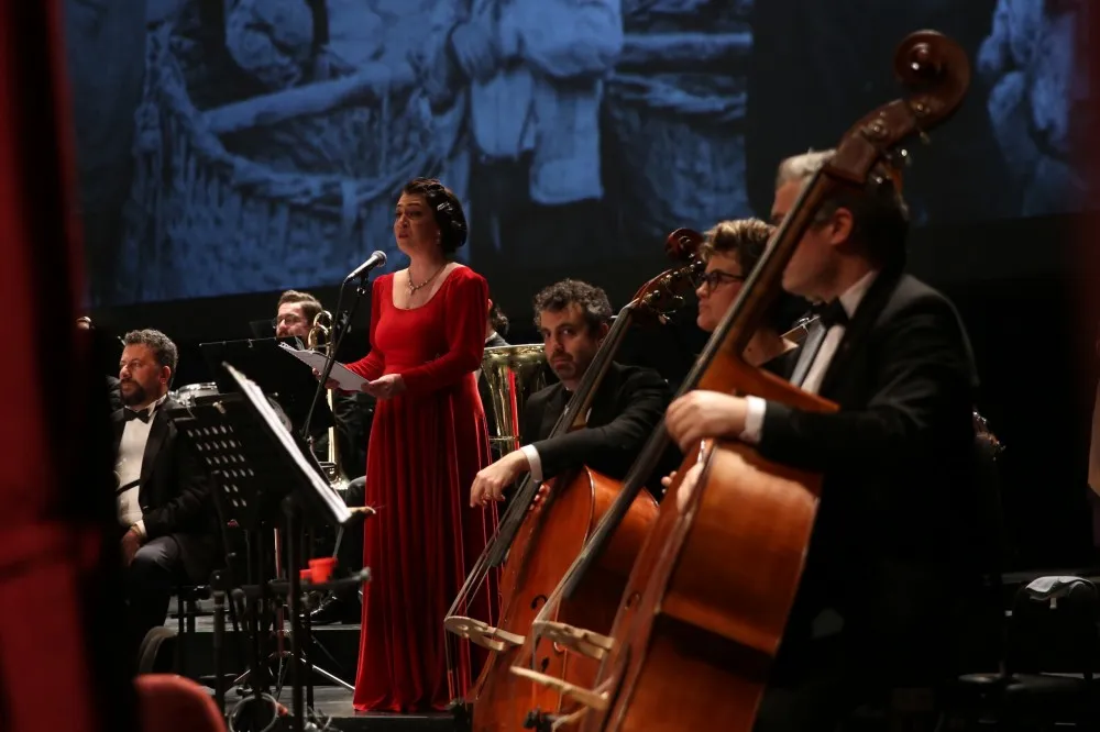 Cumhuriyet'in 103. Yılı sanat ve müzikle kutlandı