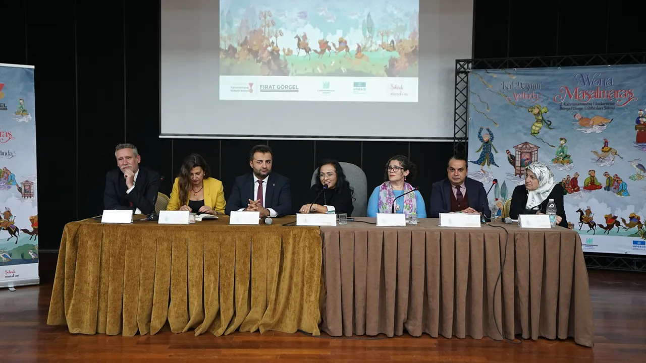 Uluslararası Dünya Hikâye Anlatıcıları Şöleni akademik panelle başladı