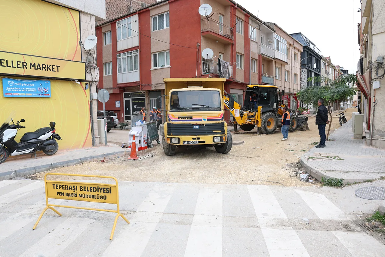 Tepebaşı’nda Üstyapı Atağı