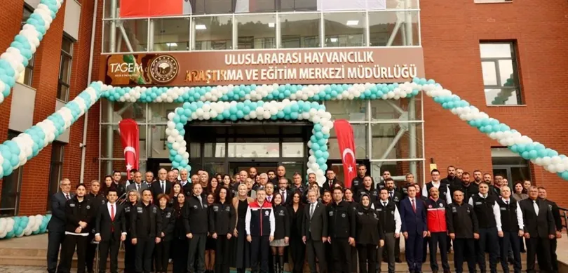 Bakan Yumaklı, Genomik Test Merkezi'nin açılışını yaptı