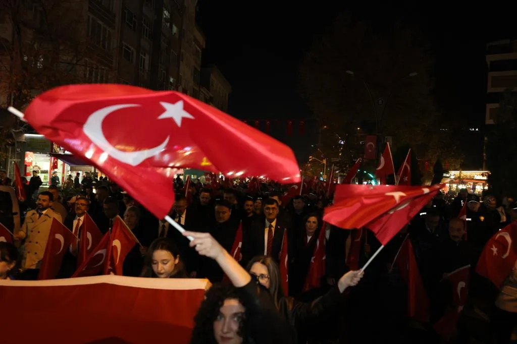 103. Yılın Gururu Fener alayının coşkusuyla birleşti