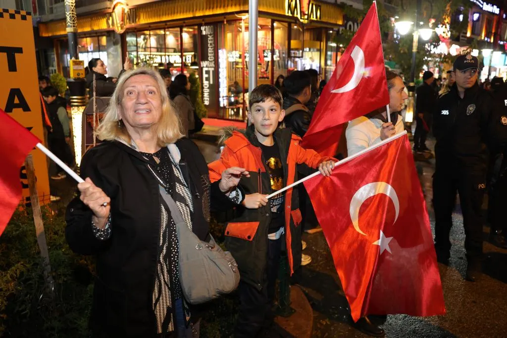 103. Yılın Gururu Fener alayının coşkusuyla birleşti