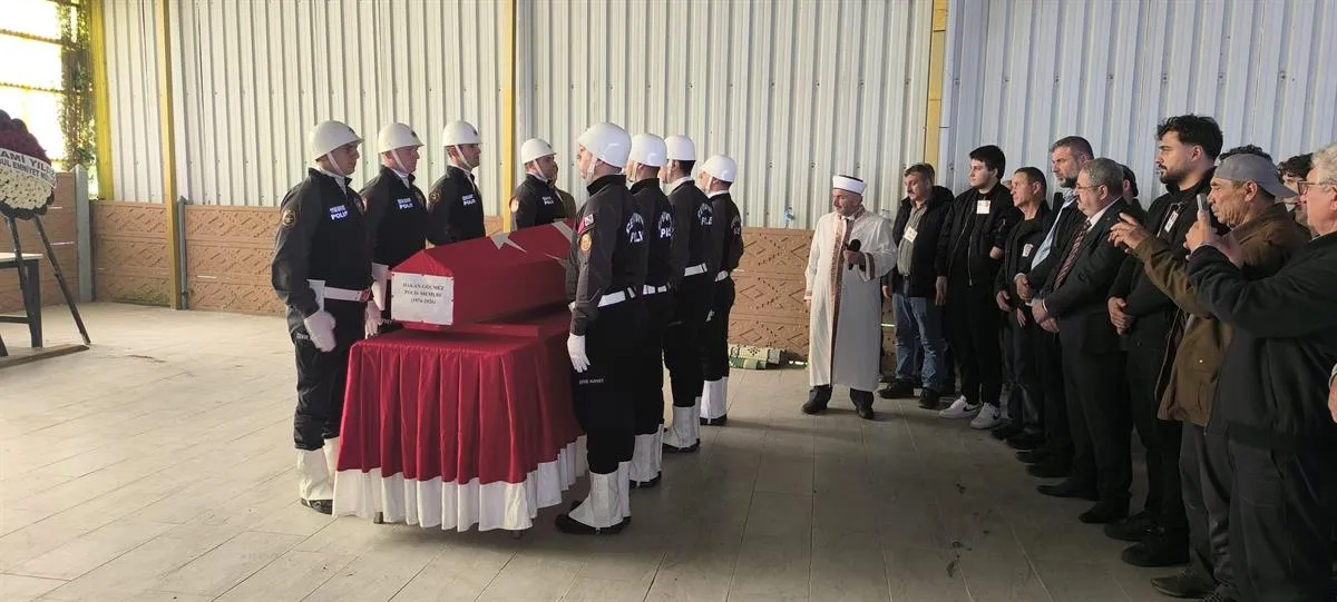Polis Memuru Hakan GÖÇMEZ son yolculuğuna uğurlandı