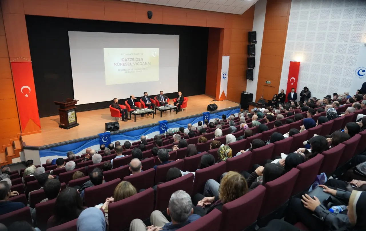 Adıyaman Üniversitesinde “Gazze’den Küresel Vicdana: İnsanlığın ve Uluslararası Hukukun Sınavı” paneli düzenlendi