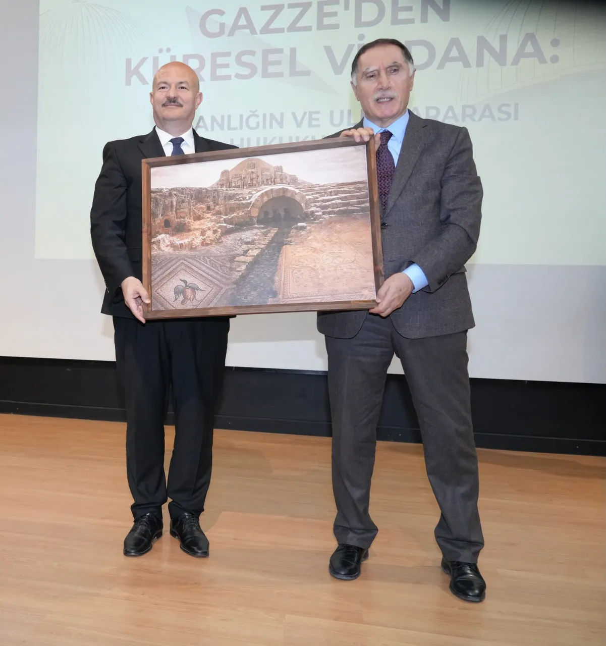 Adıyaman Üniversitesinde “Gazze’den Küresel Vicdana: İnsanlığın ve Uluslararası Hukukun Sınavı” paneli düzenlendi