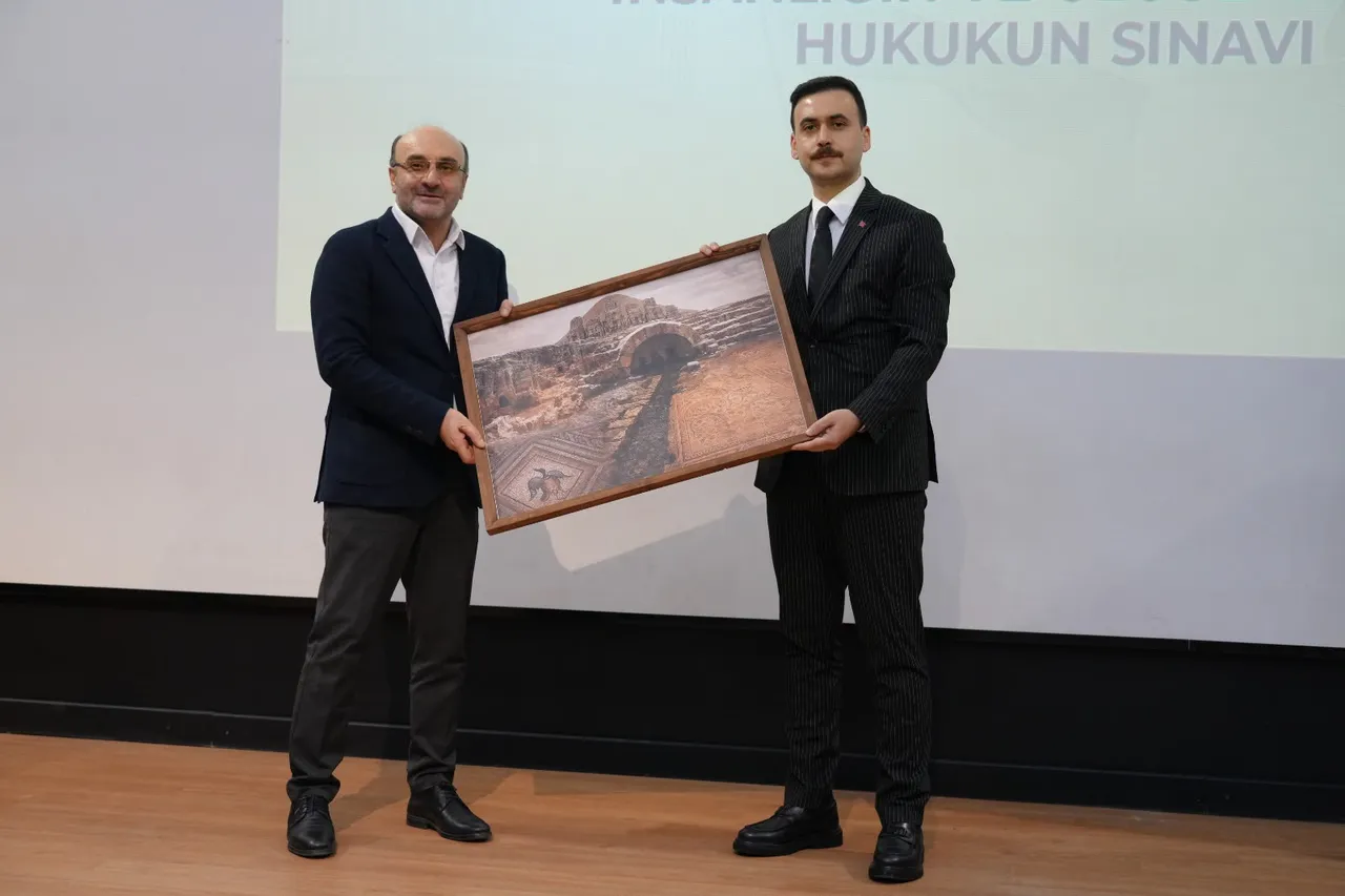 Adıyaman Üniversitesinde “Gazze’den Küresel Vicdana: İnsanlığın ve Uluslararası Hukukun Sınavı” paneli düzenlendi