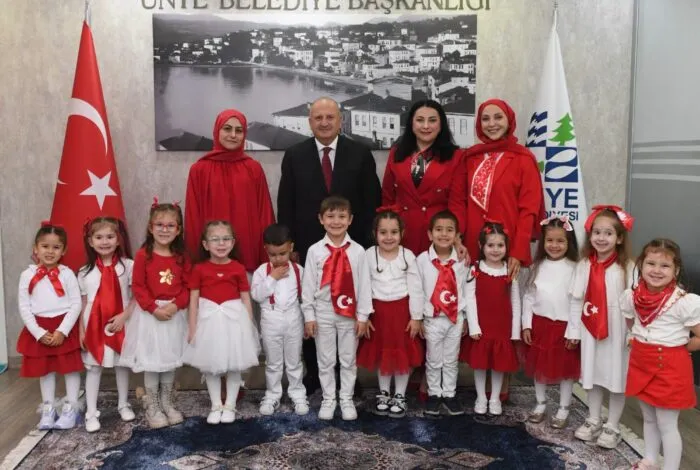 Miniklerden Başkan Tavlı’ya 29 Ekim ziyareti