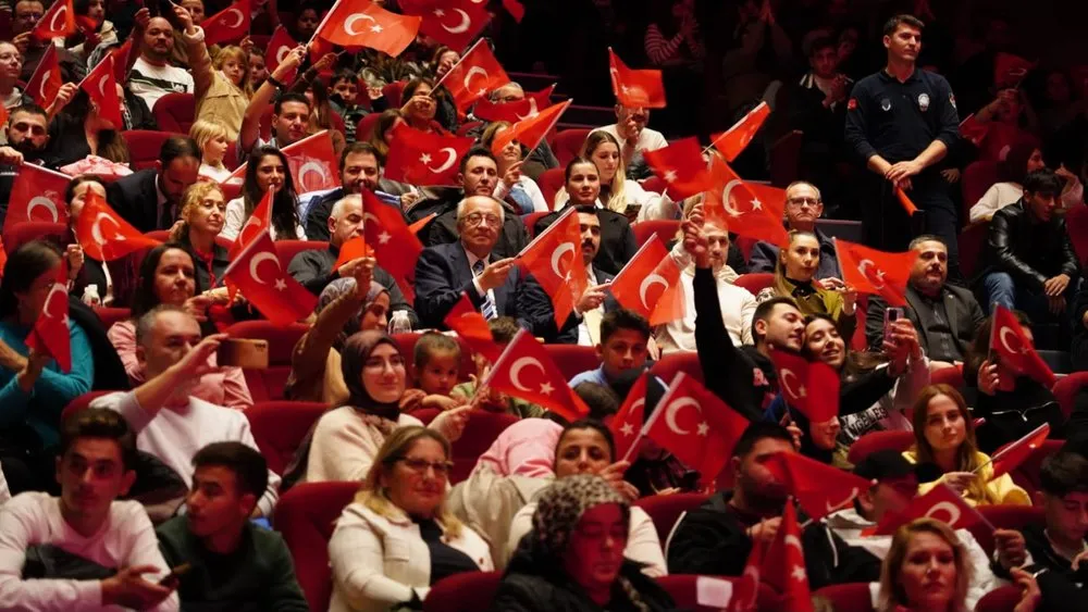 Şile'de 103. yıl coşkusu Cumhuriyet Korteji ve konserle yaşandı 29 Ekim 2026, Perşembe
