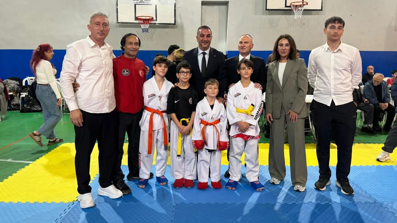 Cumhuriyet Bayramı Coşkusu Taekwondo turnuvasıyla yaşandı
