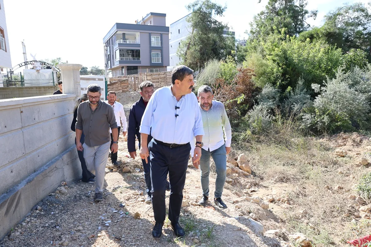 Başkan Yıldız, sağanak yağıştan etkilenen mahallelerde incelemelerde bulundu