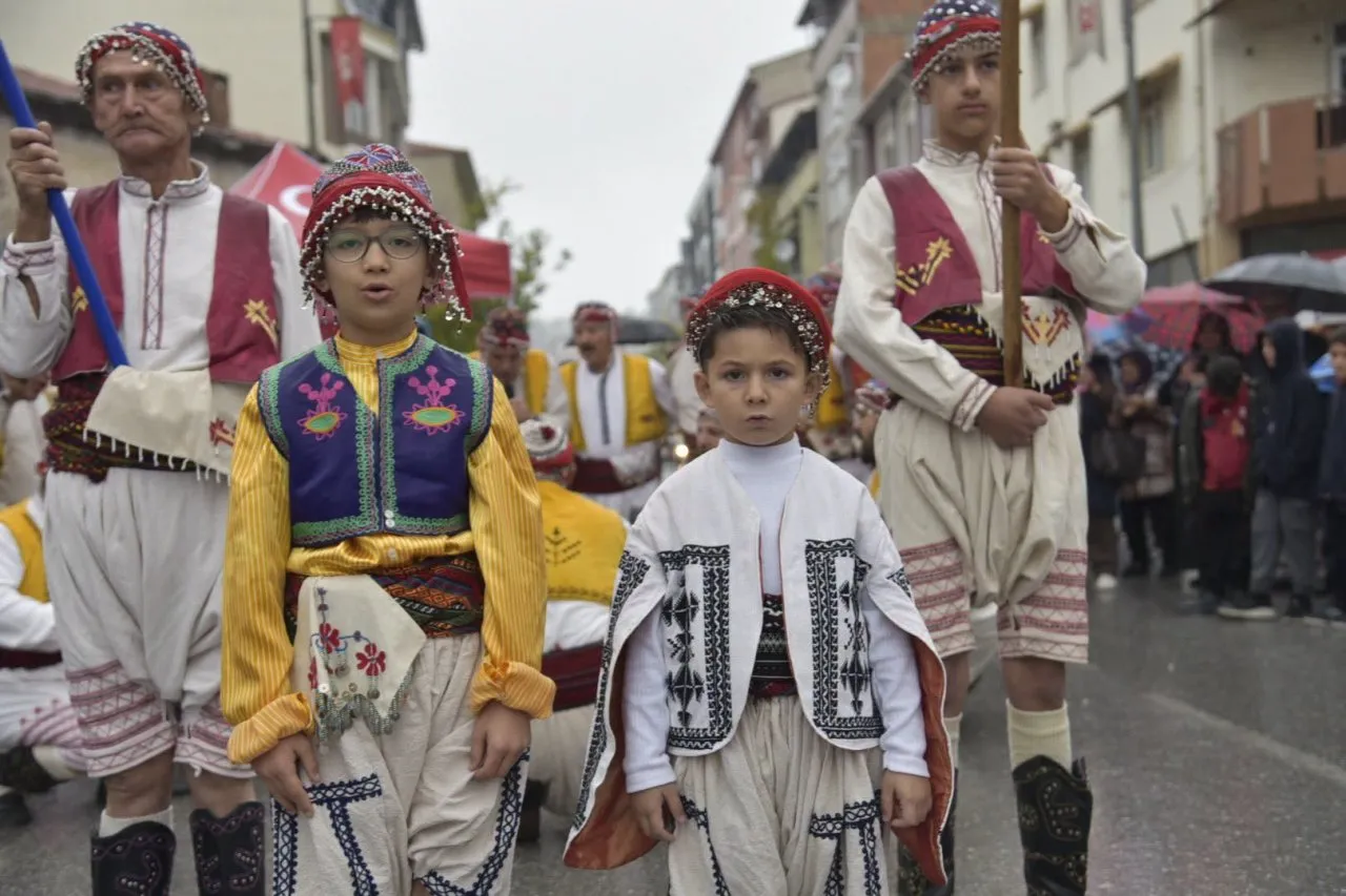 Dursunbey’de 29 Ekim coşkusu