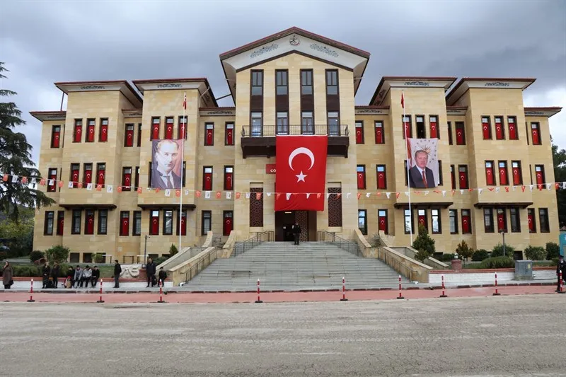 Gönen Gönen’de 29 Ekim Cumhuriyet Bayramı coşkuyla kutlandı