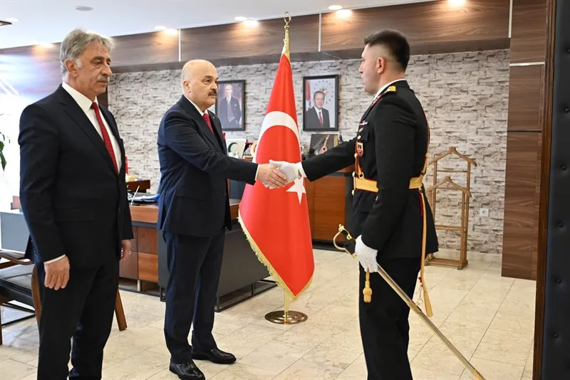 Gönen Gönen’de 29 Ekim Cumhuriyet Bayramı coşkuyla kutlandı