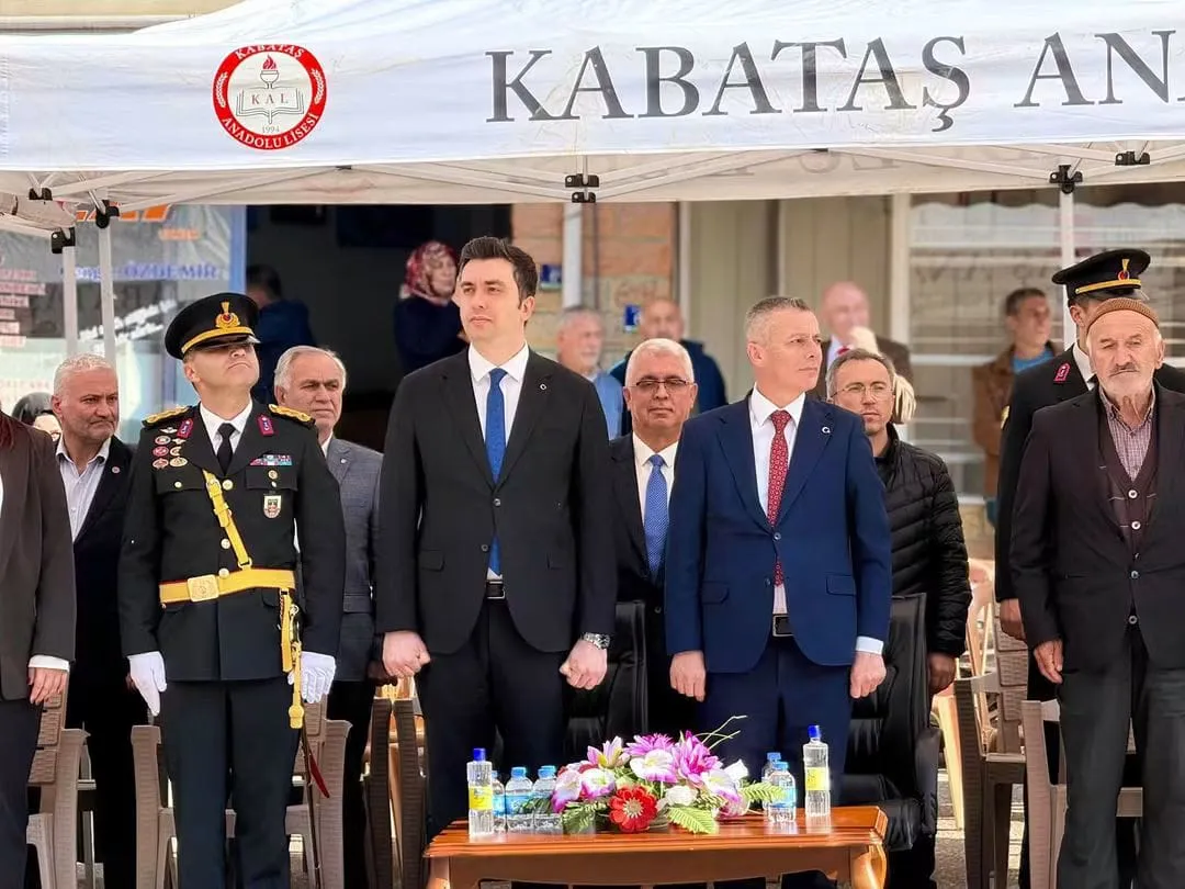 Kabataş’ta 29 Ekim Cumhuriyet Bayramı coşkuyla kutlandı