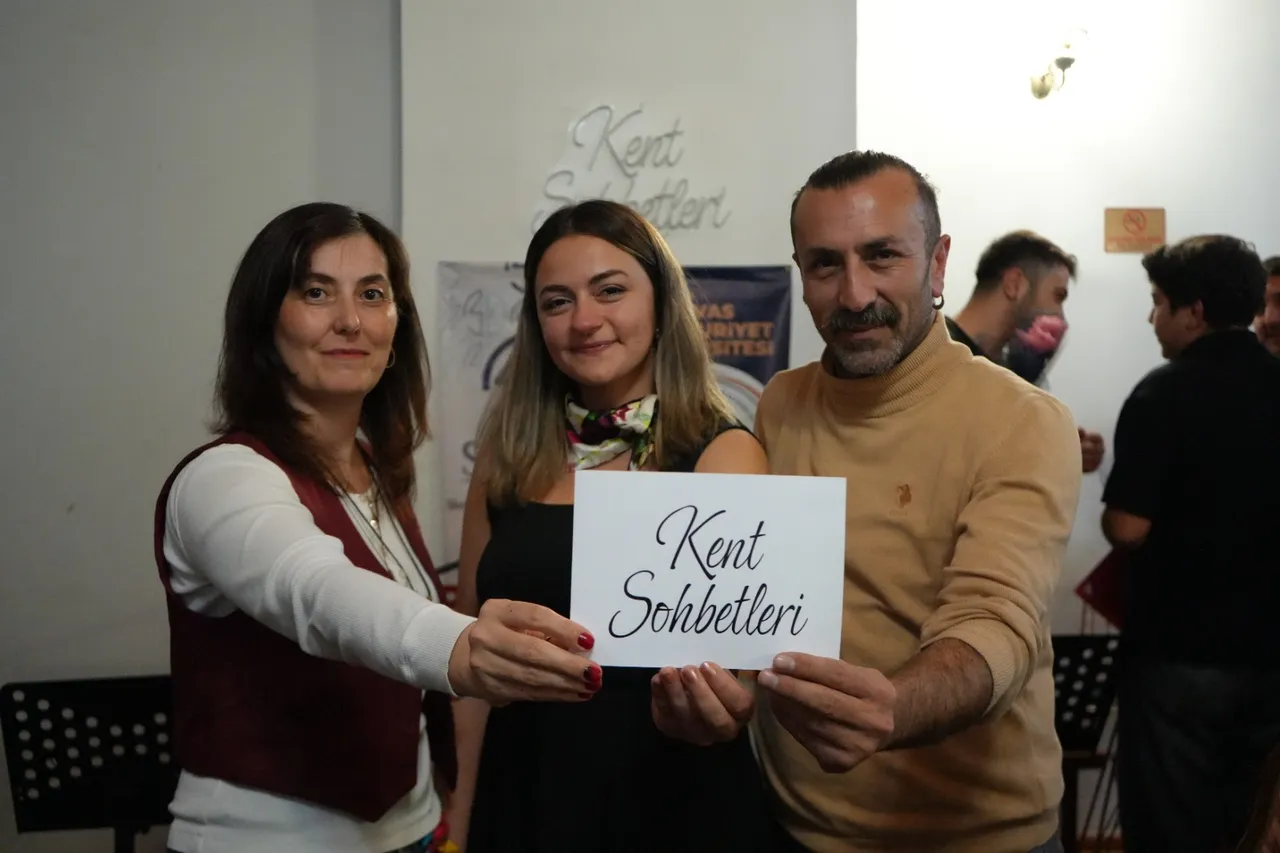 Kent Sohbetleri’nde “Beş Şarkı Bir Şehir” dinletisi yapıldı