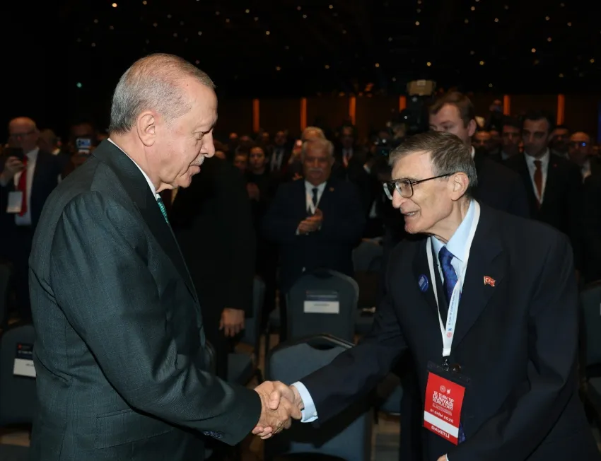 “Yatırımlarımızla, teşviklerimizle sağlık altyapımızı güçlendirmek için yoğun gayret sarf ediyoruz”