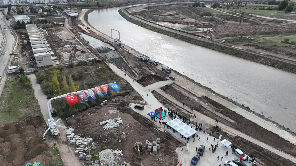 Kızılırmak Projesi 1. etap sokak lezzetleri binasının temeli atıldı