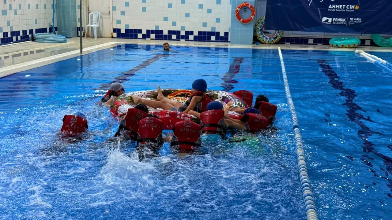 Pendik’te Yüzme Şenliği heyecanı