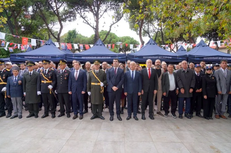 Seferihisar'da 29 Ekim Cumhuriyet Bayramı coşkuyla kutlandı