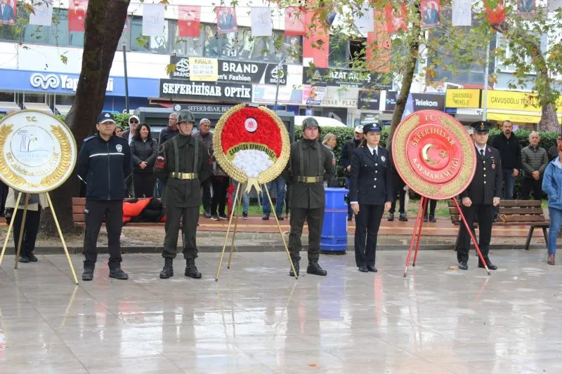Seferihisar'da 29 Ekim Cumhuriyet Bayramı coşkuyla kutlandı