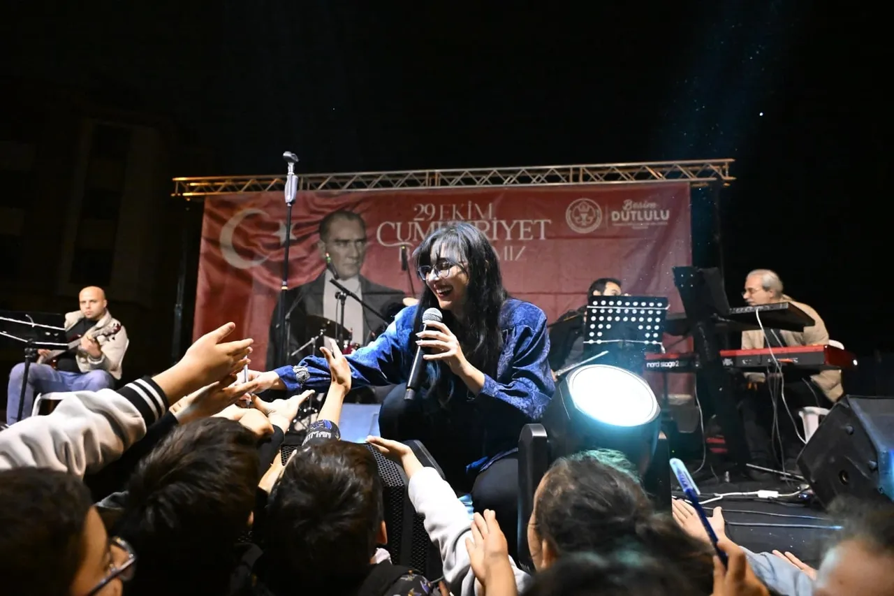 Akgedik Mahallesi’nde Cumhuriyet Bayramı coşkusu